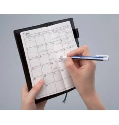 PORTAGOMMA DI PRECISIONE MONO ZERO TOMBOW. MECCANISMO A PULSANTE E GUIDA IN METALLO. PUNTA RETTANGOLARE 2,5 X 5 mm.